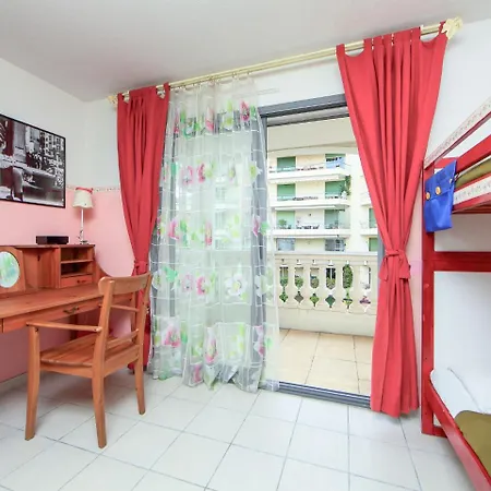 Du Parc Apartment